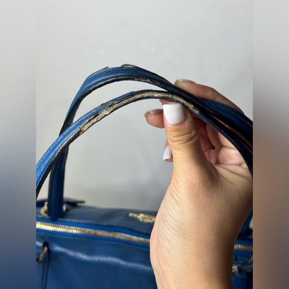 Coach Blue Leather HandBag Outside Pockets 2 Handles - Picture 10 of 13